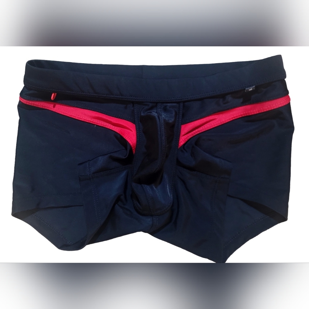 TULIO | Clubber Black & Red Trunk Style Swim Shorts / Trunks | Size: M